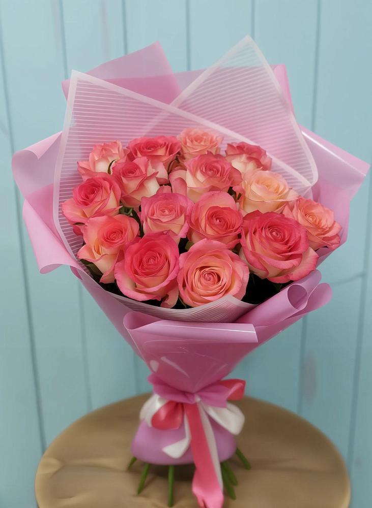 Букет 15 Розовых роз Равель в Советске Калининградской области