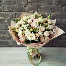 Букет цветов из:  Альстромерии, Розы и Хризантемы в Советске Калининградской области