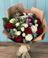 Букет цветов из:  Розы и Альстромерии в Советске Калининградской области