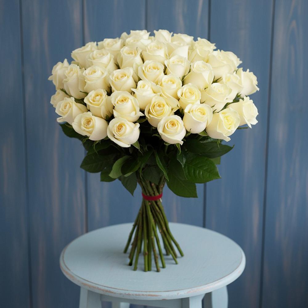 Букет 51 Белая роза Эдлесс Лав в Советске Калининградской области