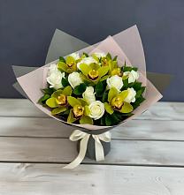 Букет цветов из:  Орхидеи и Розы в Советске Калининградской области