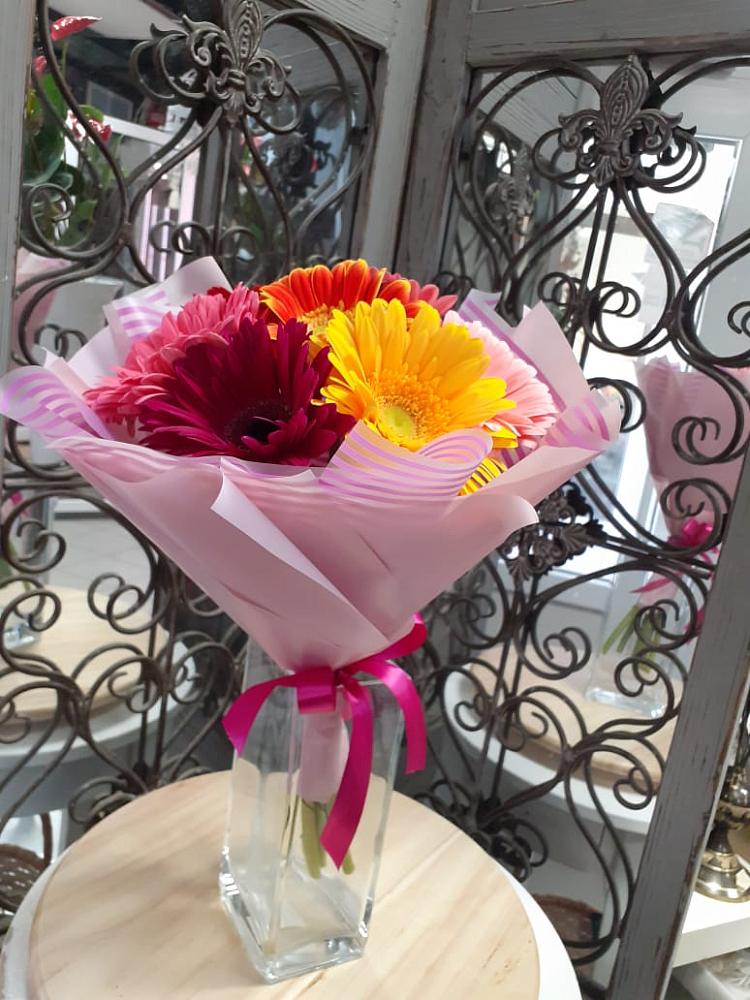 Букет цветов из: Герберы в Советске Калининградской области