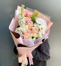 Букет цветов из:  Хризантемы и Розы в Советске Калининградской области