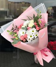 Букет цветов из:  Розы, Лизиантусы и Хризантемы в Советске Калининградской области
