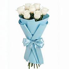 Букет 7 белых роз Проуд в Советске Калининградской области