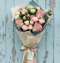 Букет цветов из:  Розы в Советске Калининградской области