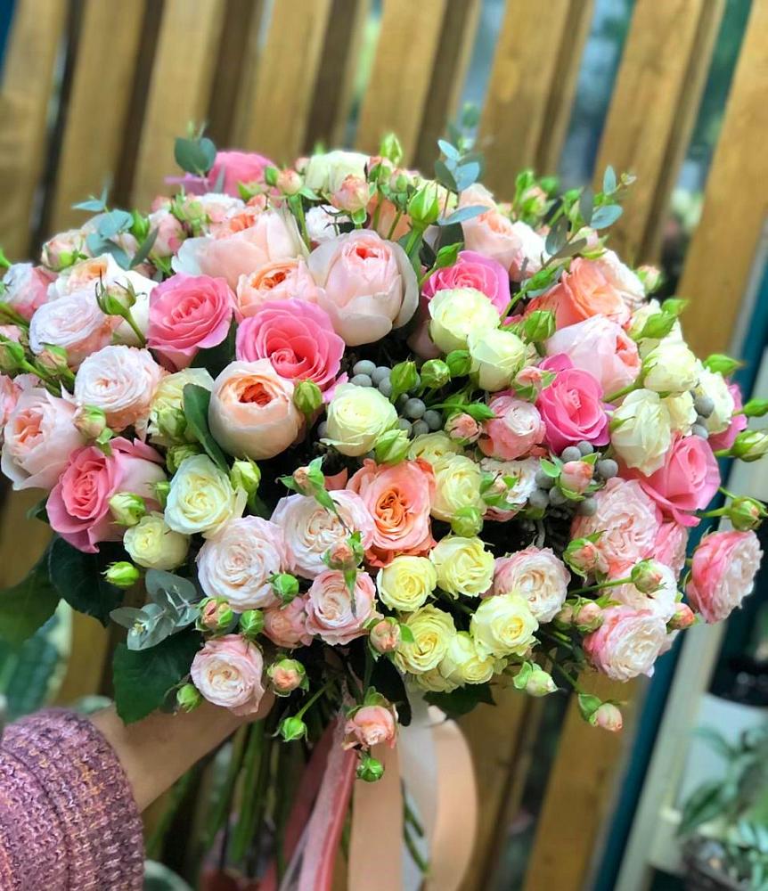 Букет цветов из: Розы в Советске Калининградской области