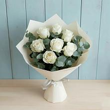 Букет Белые розы в Эвкалипте в Советске Калининградской области