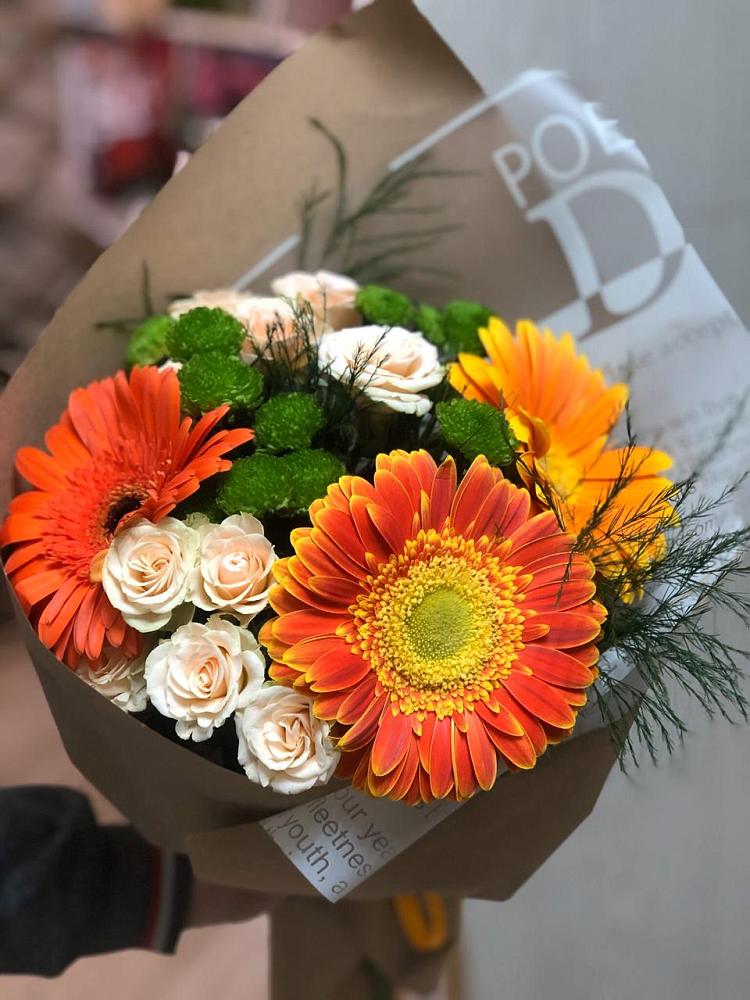 Букет цветов из: Герберы, Хризантемы и Розы в Советске Калининградской области